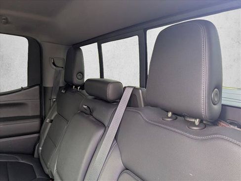 Used 2021 GMC Sierra 1500 SLT RWD image 15