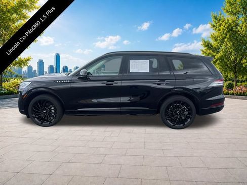 Certified 2024 Lincoln Aviator Reserve w/ Equipment Group 201A AWD/4WD image 3