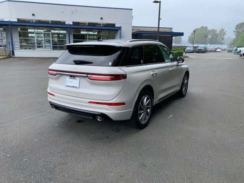 Certified 2024 Lincoln Corsair Grand Touring AWD/4WD image 7
