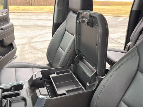 Used 2024 GMC Sierra 1500 Elevation w/ Elevation Premium Package image 20