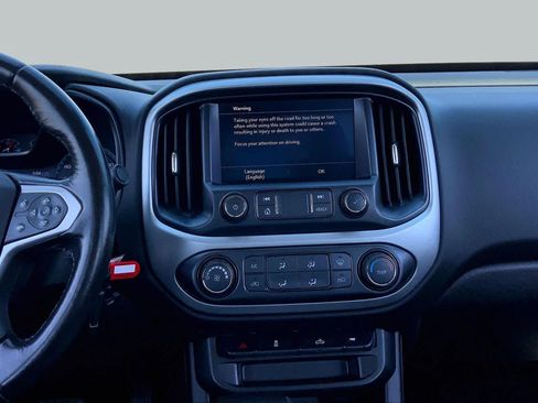 Used 2019 Chevrolet Colorado LT RWD image 7