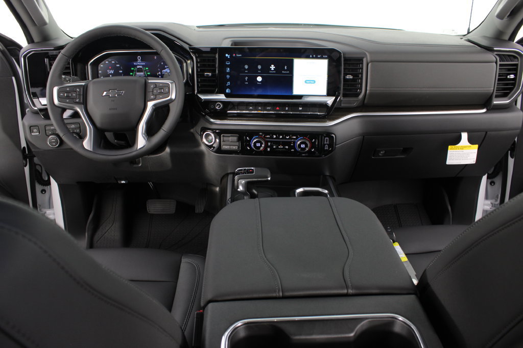 New 2026 Chevrolet Silverado 1500 RST w/ Redline Edition AWD/4WD image 10