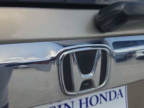 Used 2010 Honda Pilot Touring image 38