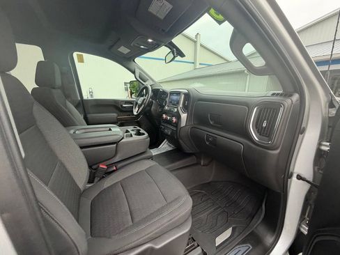 Used 2023 GMC Sierra 3500 SLE w/ SLE Convenience Package AWD/4WD image 15