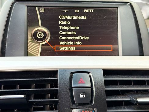 Used 2014 BMW 320i xDrive Sedan image 32