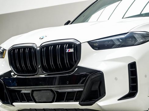 Used 2024 BMW X5 M60i w/ Climate Comfort Package image 2