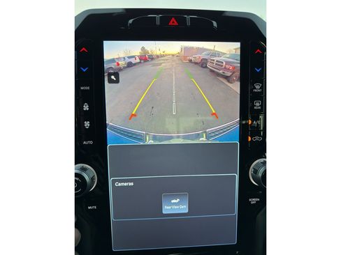 Used 2024 RAM 1500 Laramie image 15