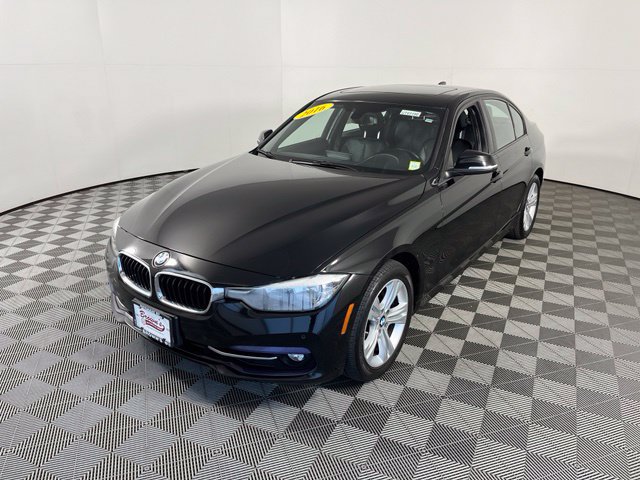 Used 2016 BMW 328i xDrive Sedan AWD/4WD image 3