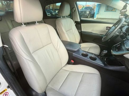 Used 2015 Toyota Avalon XLE FWD image 15