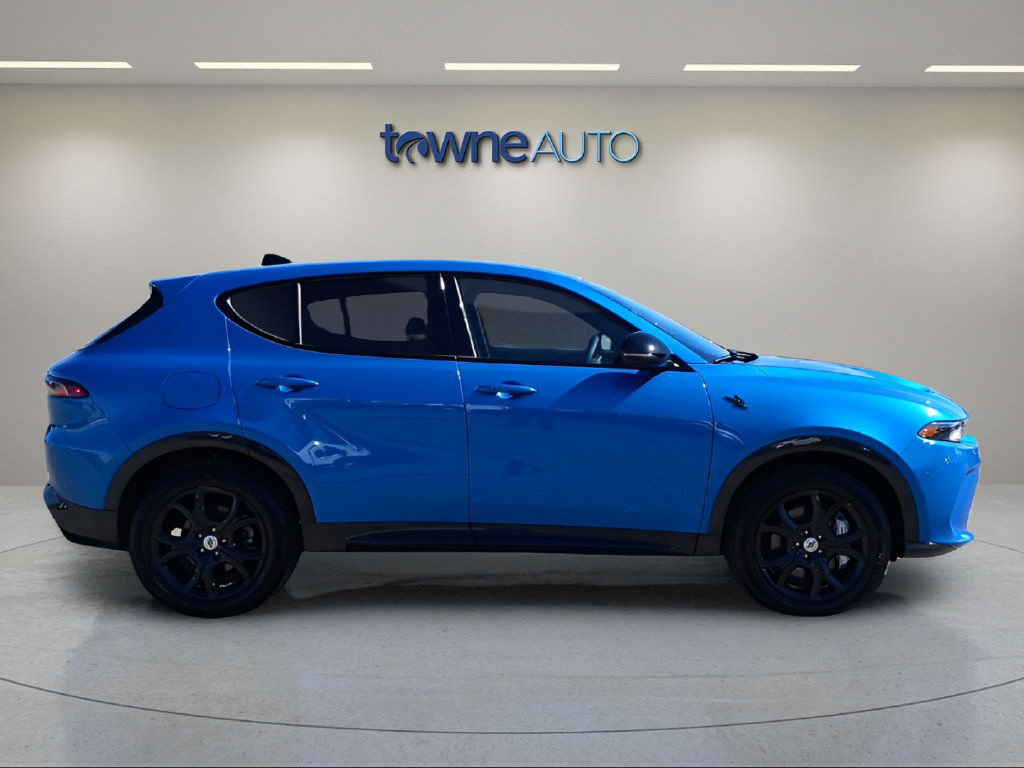 Used 2024 Dodge Hornet R/T w/ R/T Blacktop Package AWD/4WD image 6