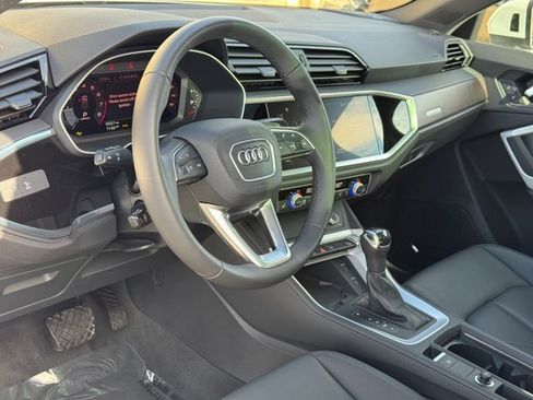 Certified 2025 Audi Q3 2.0T Premium Plus w/ Premium Plus Package image 25