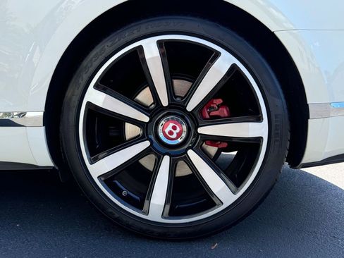 Used 2014 Bentley Continental GT V8 S image 27