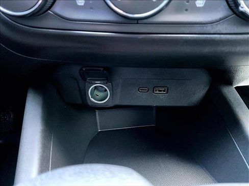 Used 2024 Chevrolet Trax RS w/ Driver Confidence Package FWD image 26