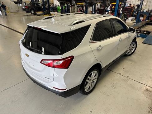 Used 2019 Chevrolet Equinox Premier w/ LPO, Cargo Package FWD image 16