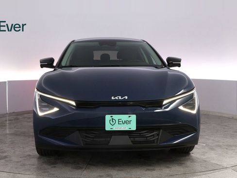 Used 2025 Kia EV6 Light w/ Light LR Technology Package RWD image 12