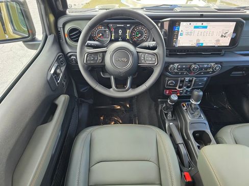 New 2025 Jeep Gladiator Mojave w/ Convenience Group image 26