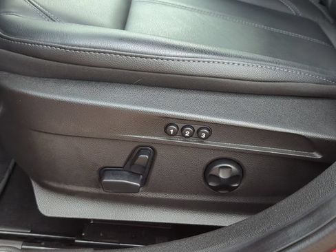 Used 2025 Alfa Romeo Giulia AWD image 20