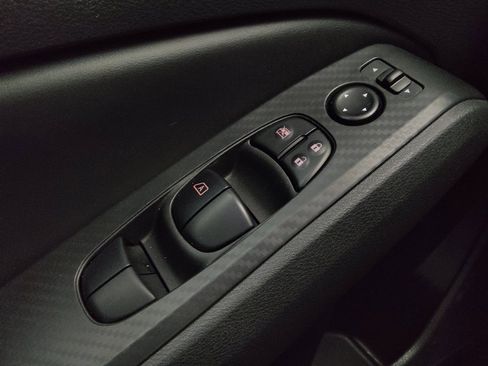 Used 2024 Nissan Altima 2.5 SV w/ SV Premium Package FWD image 27