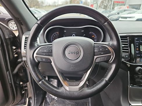 Used 2020 Jeep Grand Cherokee Altitude image 22