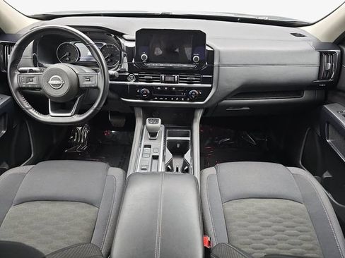 Used 2024 Nissan Pathfinder SV FWD image 13
