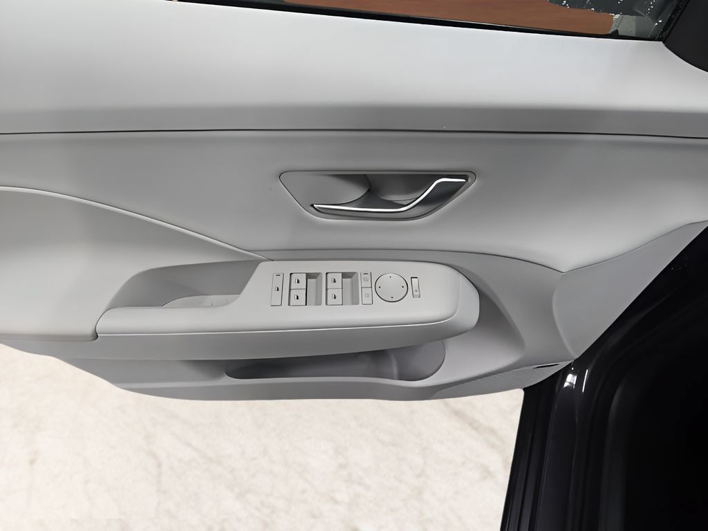 Certified 2024 Hyundai Kona Limited AWD/4WD image 10