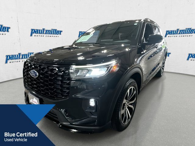 Certified 2025 Ford Explorer ST-Line AWD/4WD image 1