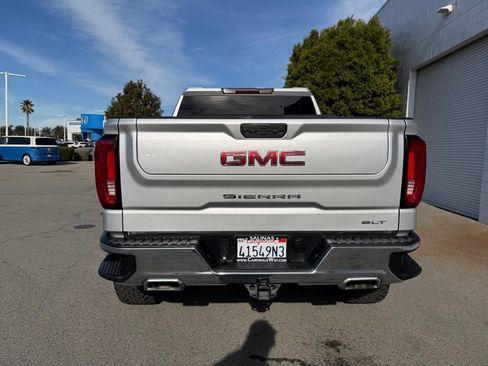 Used 2022 GMC Sierra 1500 SLT w/ SLT Premium Package image 5