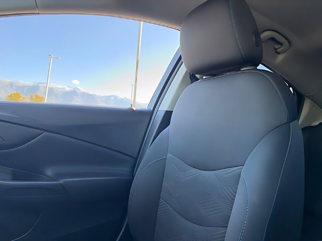 Used 2019 Chevrolet Volt LT FWD image 24