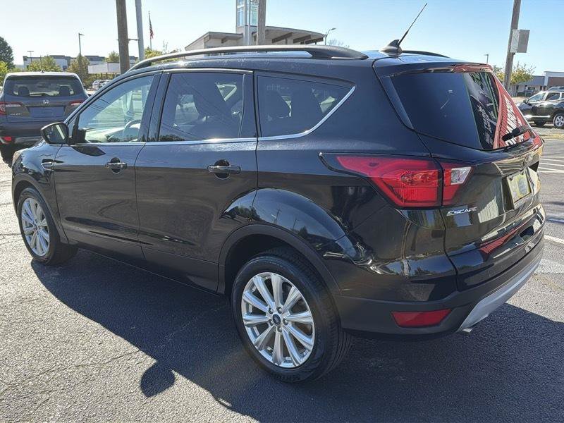 Used 2019 Ford Escape SEL FWD image 9