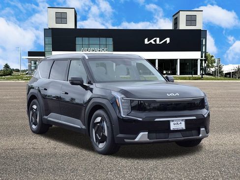 New 2026 Kia EV9 Wind AWD/4WD image 2