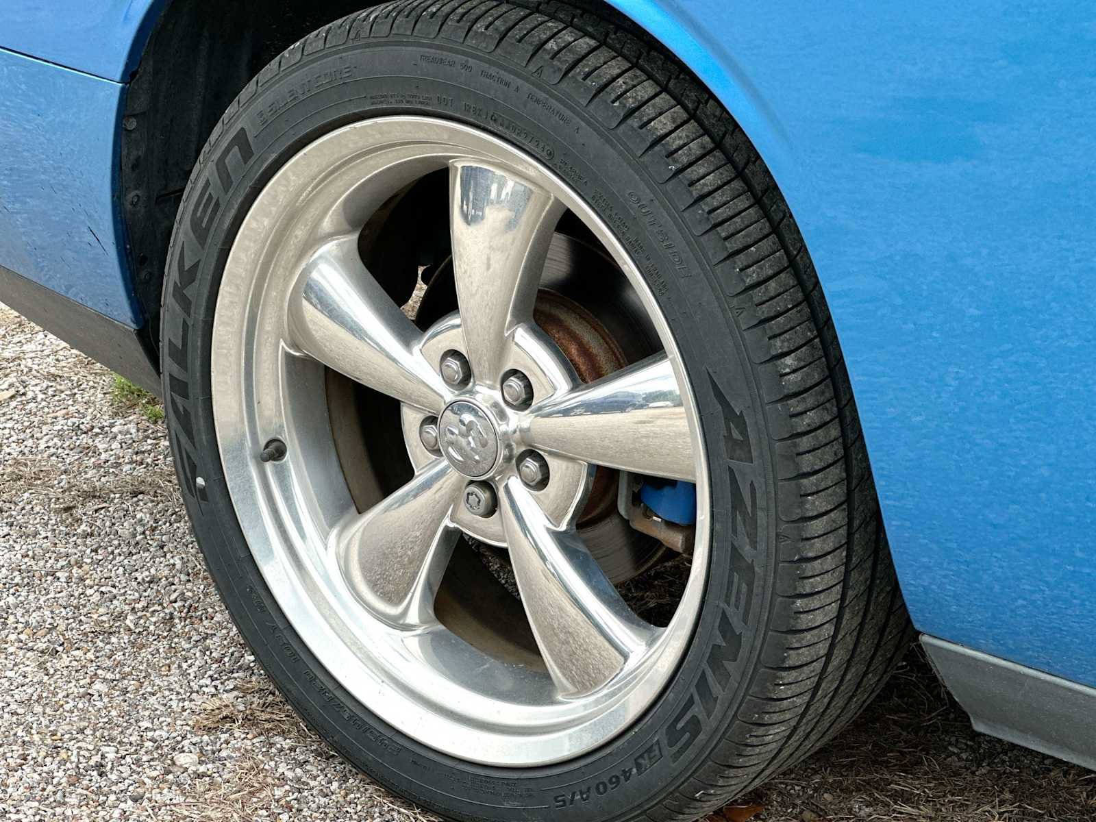 Used 2010 Dodge Challenger R/T RWD image 6