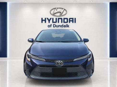 Used 2023 Toyota Corolla LE FWD image 4