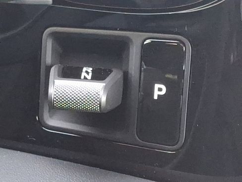 Certified 2025 Porsche Taycan image 13