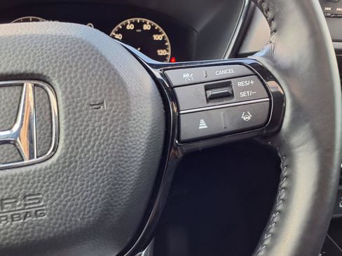 Used 2025 Honda CR-V EX-L image 17