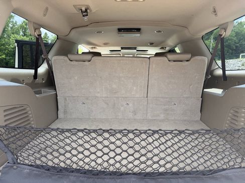 Used 2017 Chevrolet Suburban Premier AWD/4WD image 12