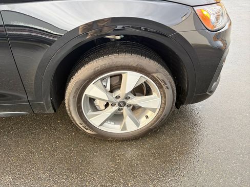 Used 2025 Audi Q5 2.0T Premium w/ Convenience Plus Package image 25