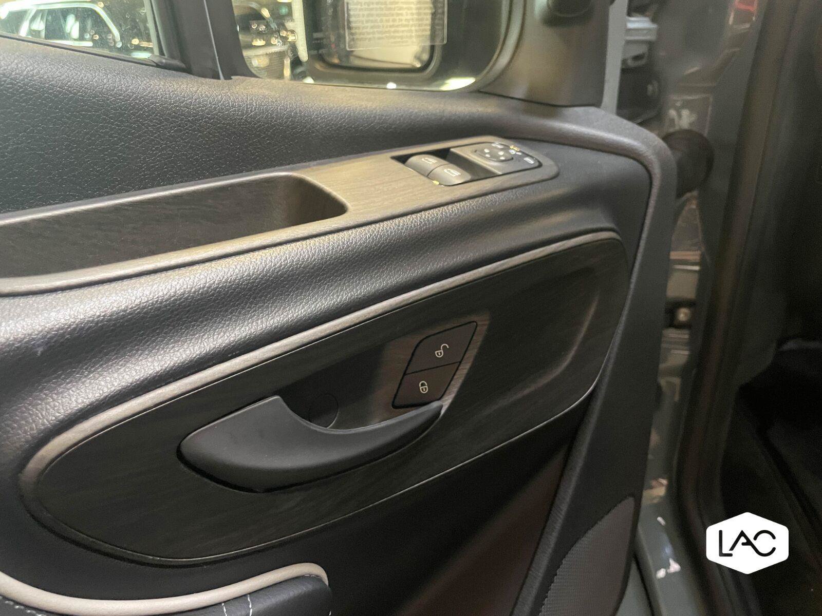 Used 2023 Mercedes-Benz Sprinter 2500 image 20