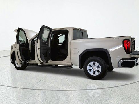 Used 2026 GMC Sierra 1500 SLE w/ Preferred Package AWD/4WD image 12