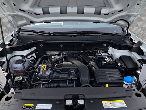 New 2025 Volkswagen Taos SEL AWD/4WD image 28