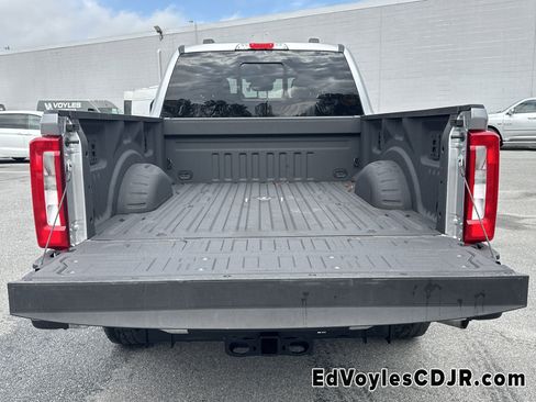 Used 2024 Ford F250 XLT w/ FX4 Off-Road Package image 23