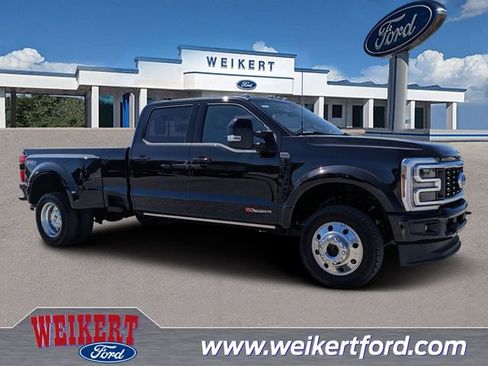Used 2025 Ford F450 Platinum w/ FX4 Off-Road Package image 1