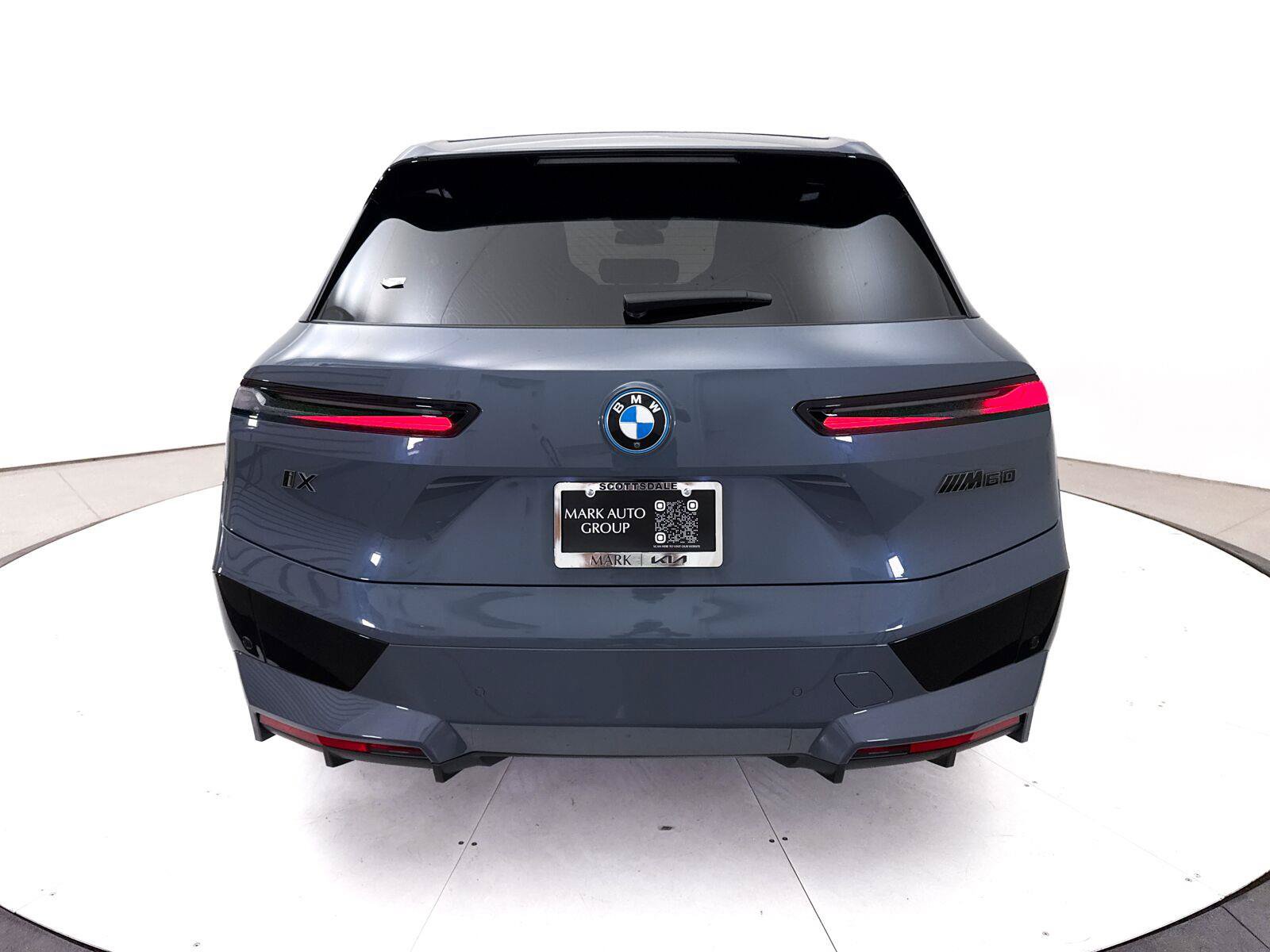 Used 2023 BMW iX M60 w/ Executive Package AWD/4WD image 18