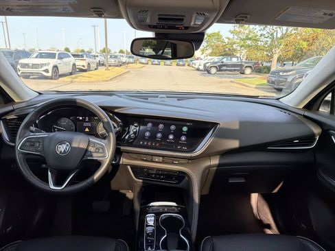 Used 2021 Buick Envision Essence w/ Technology Package I FWD image 20