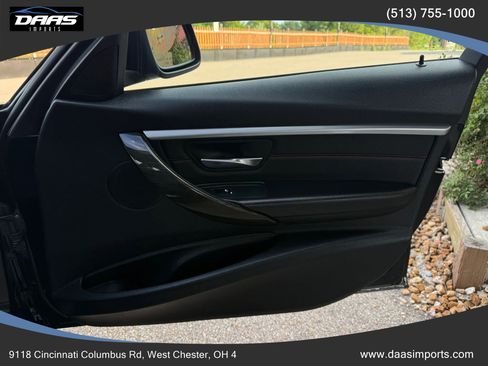 Used 2016 BMW 328i xDrive Sedan AWD/4WD image 32