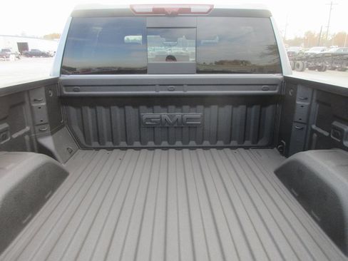 New 2026 GMC Sierra 1500 AT4 image 7