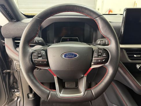 Certified 2025 Ford Explorer ST-Line w/ ST-Line Street Pack AWD/4WD image 11