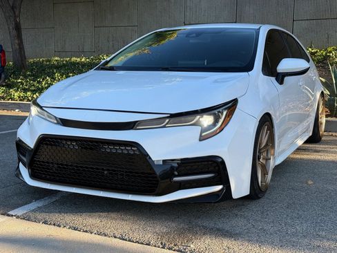 Used 2020 Toyota Corolla LE w/ Carpet Mat Package (TMS) FWD image 3