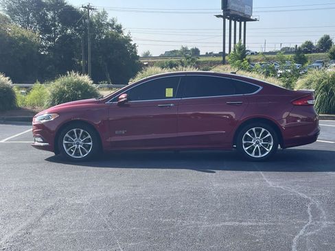 Used 2017 Ford Fusion Energi Titanium FWD image 4