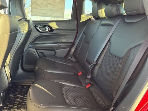 New 2026 Jeep Compass Latitude AWD/4WD image 19