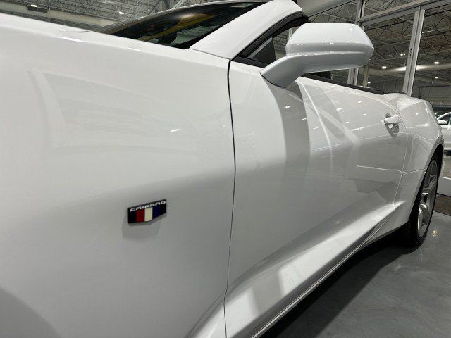 Used 2016 Chevrolet Camaro SS RWD image 19